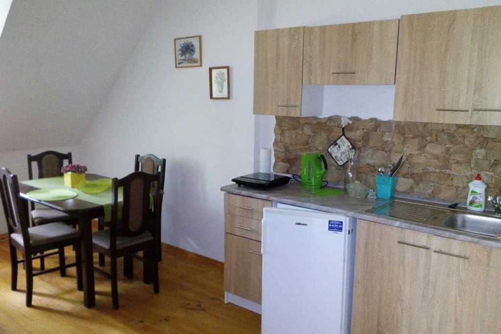 Zámeček Zdíky - Moderní velký apartmán Bujanov Esterno foto
